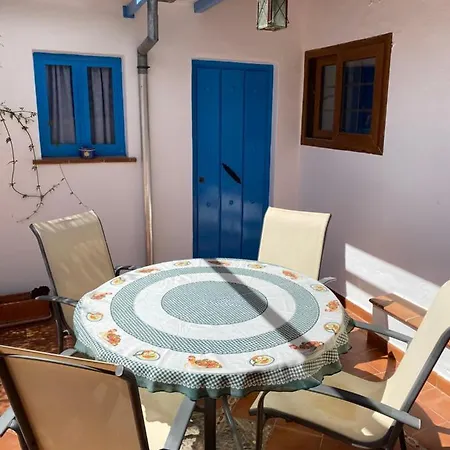 Beautiful Traditional Town House *